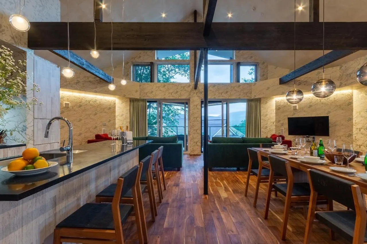 Kitsune House By H2 Life Kutchan Giappone